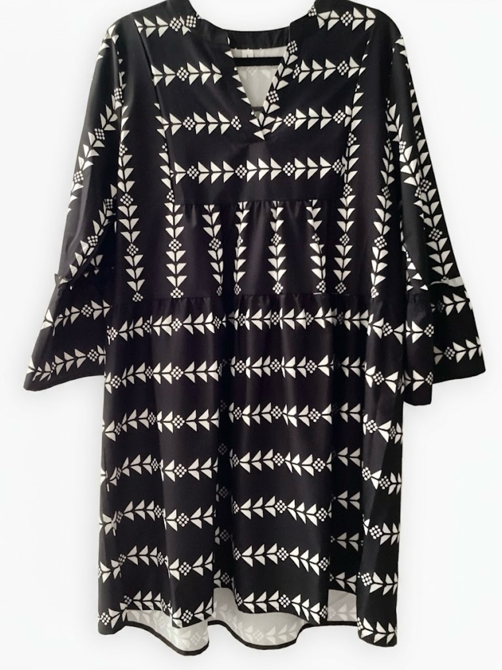 Black And White Patterned V-Neck Mini Dress